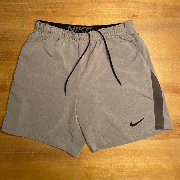 Nike Mens Dri-Fit Gray Shorts size XL - Picture 1 of 9